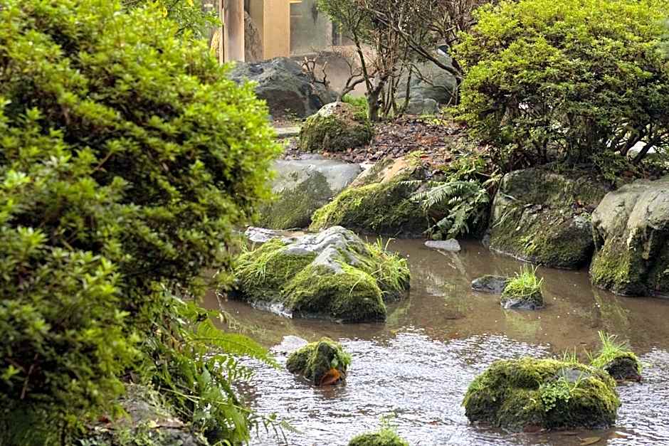 TAKITEI Riverside Onsen ーA Hidden Ryokan in Kanazawaー