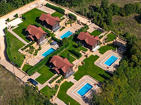 Evritos Villas & Suites with pool