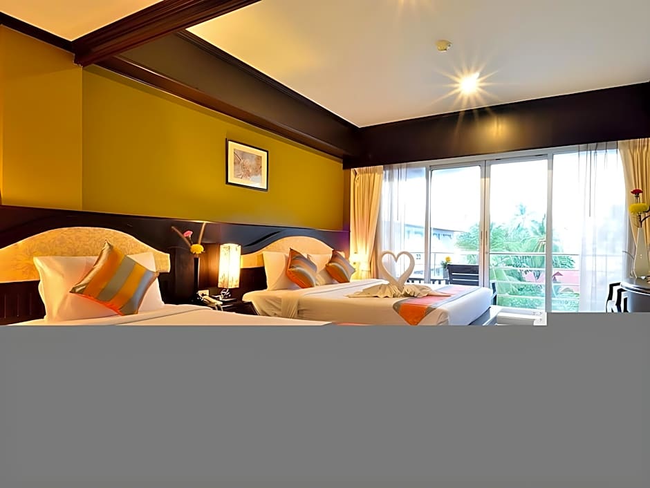 Samui First House Hotel