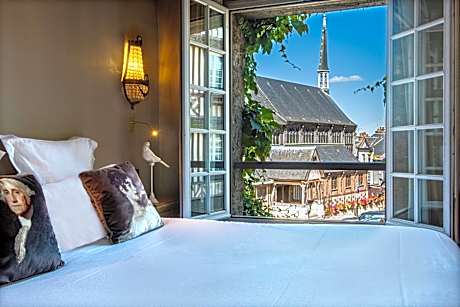 Suite with Church View