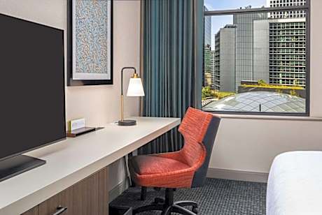 1King Bed 1 Bedroom Suite