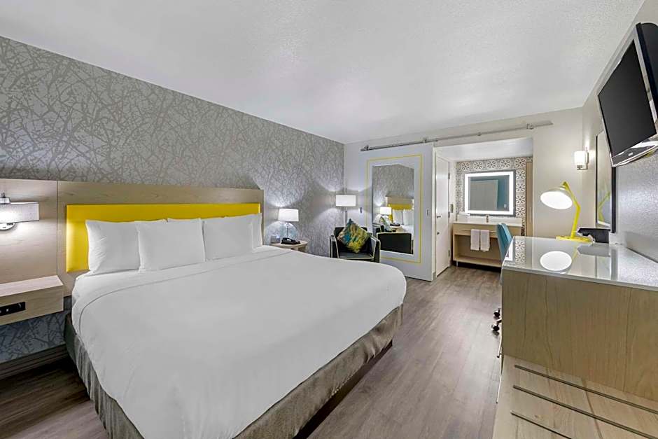 Hillstone Inn Tulare, an Ascend Collection Hotel