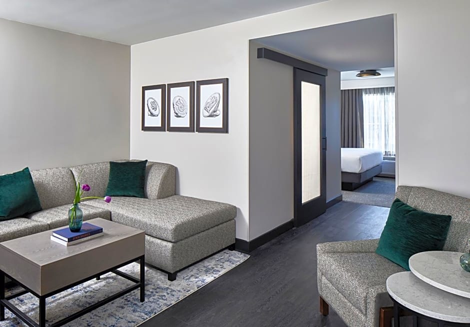 Cumberland House Knoxville, Tapestry Collection by Hilton