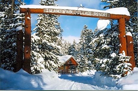 GetAways at Timbers at Island Park Village