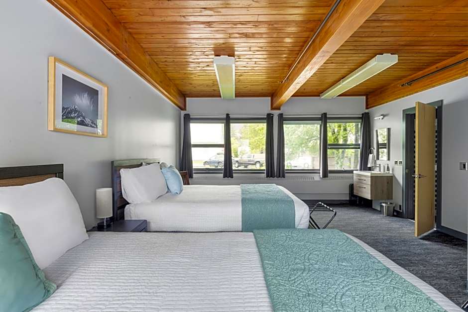 Seward Adventure Lodge