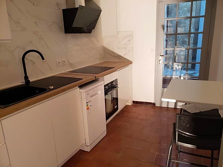 Chambres meublées et spacieuses