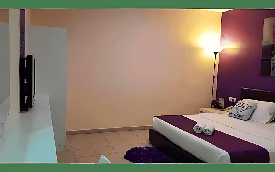 BIZ HOTEL