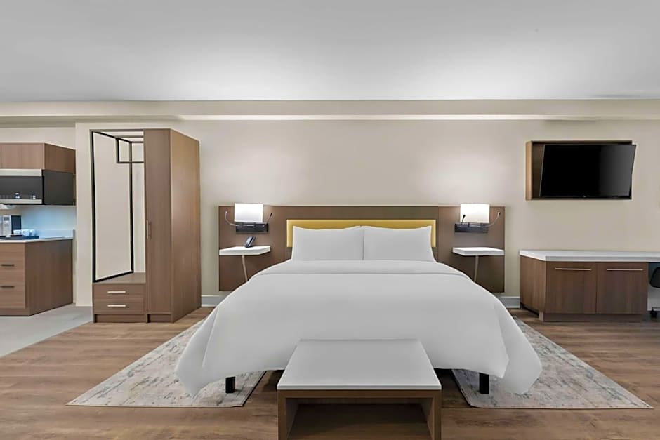 Latitude Suites Tinton Falls Eatontown - BW Premier Collection