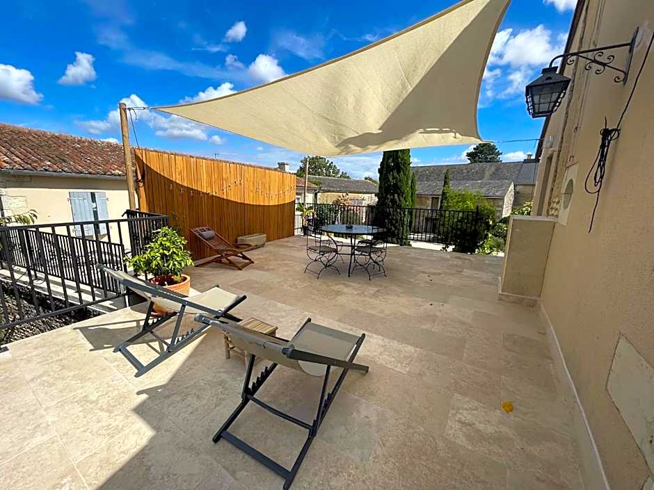 La maison de Charlotte - chambres d'hôtes-Futuroscope