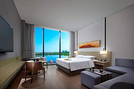 King Room with Sofa Bed and Lake View