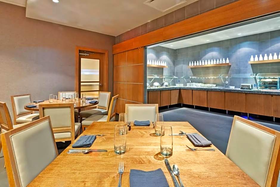 Crowne Plaza Chicago OHare Hotel & Conference Center By IHG