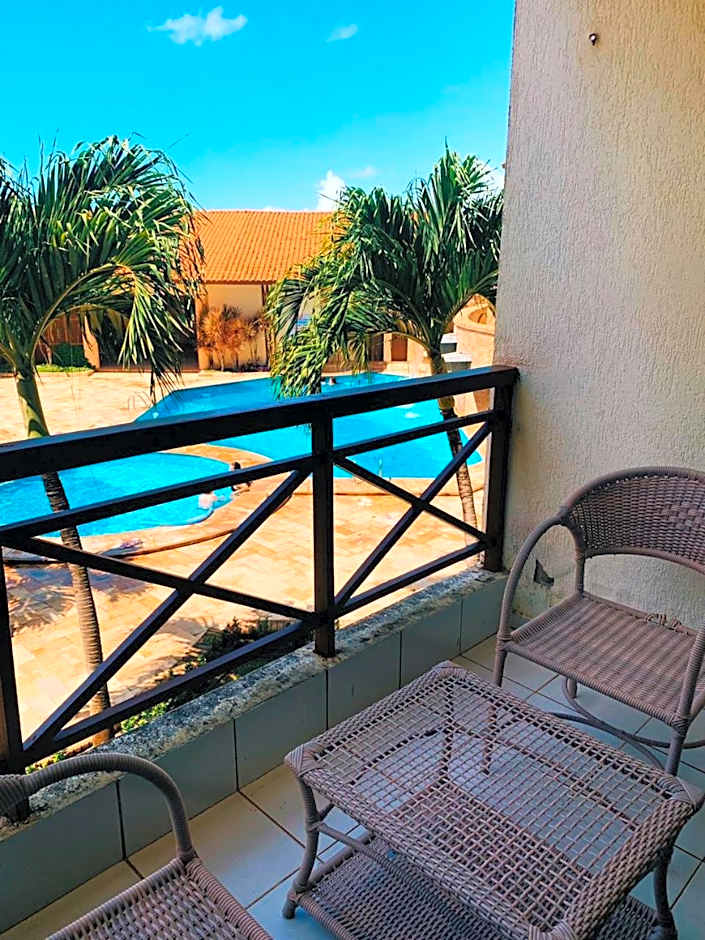 CONDOMÍNIO VILA DO MAR aptos 201C e 211B