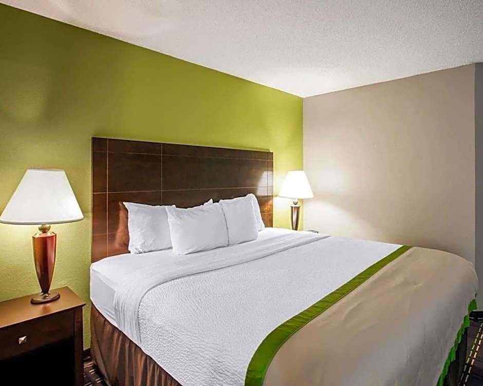 Clarion Inn Asheville Airport