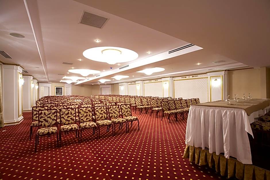 Grand Altuntas Hotel