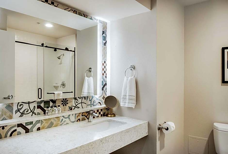 St Charles Coach House, Ascend Hotel Collection