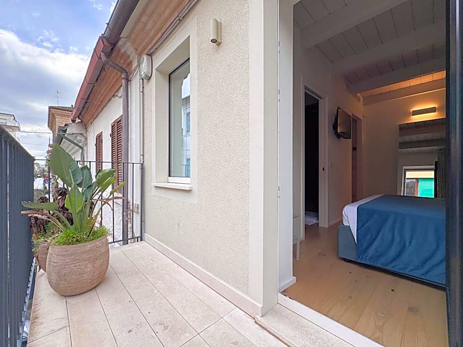 Photo 1 of 11 of Deluxe, Balcony