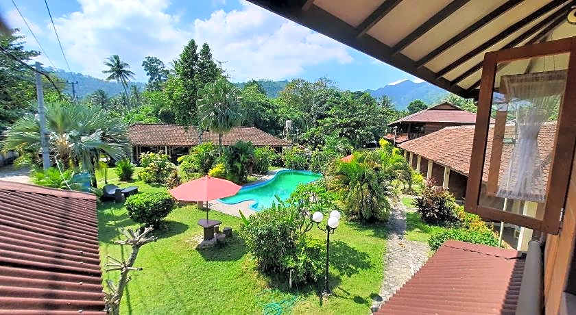 Hotel Besar Bulan Baru