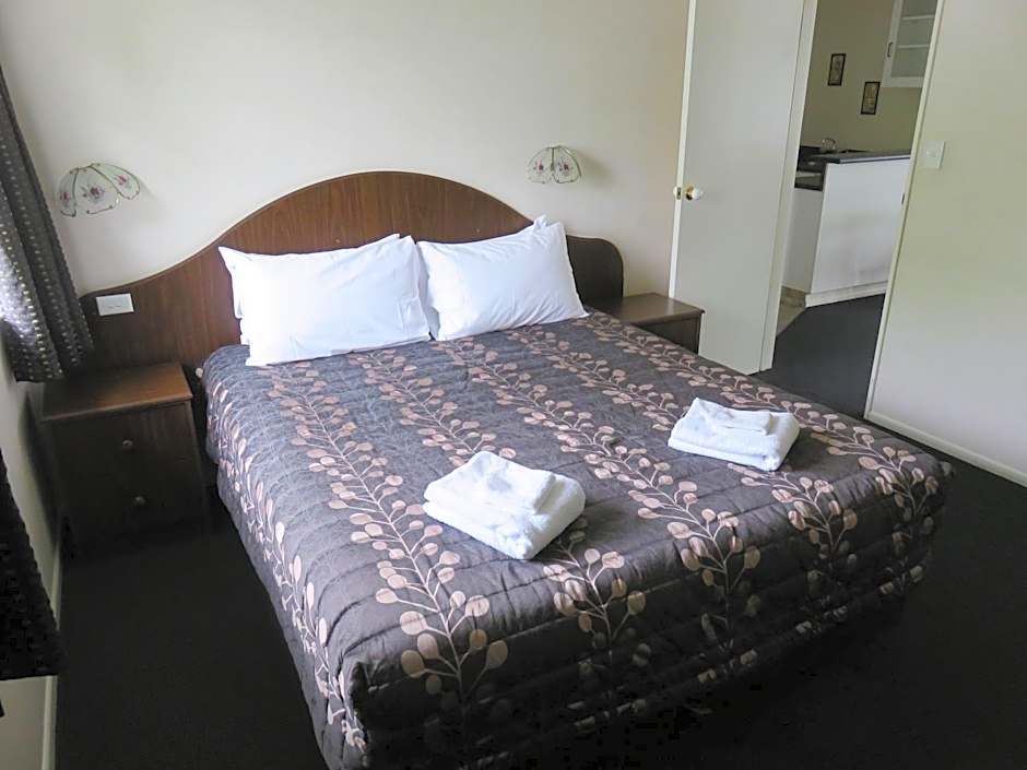 Admirals Motor Lodge