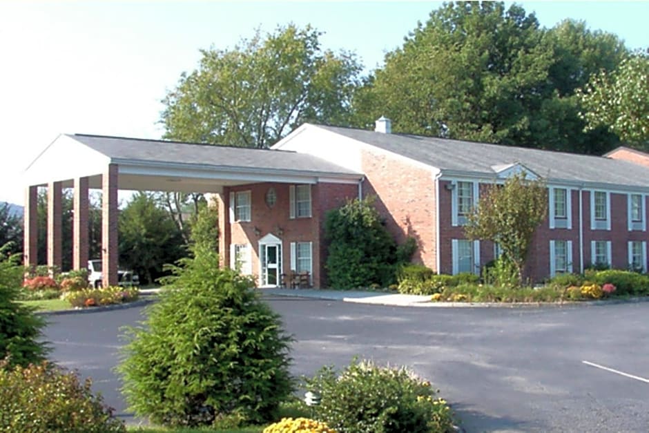 Americourt Hotel and Suites - Elizabethton