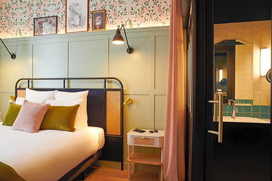 Square Lodge Hotel La Roche sur Yon - Handwritten Collection