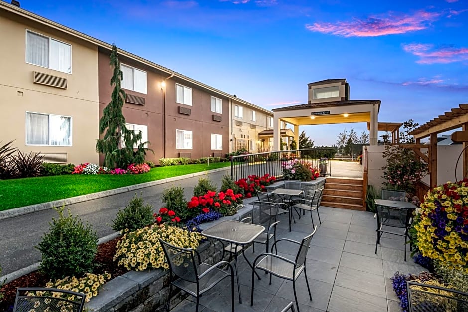 Red Lion Inn & Suites Sequim