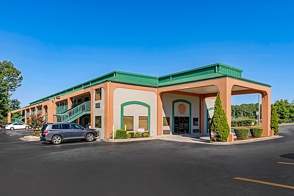 Quality Inn & Suites Stockbridge Atlanta South I-75