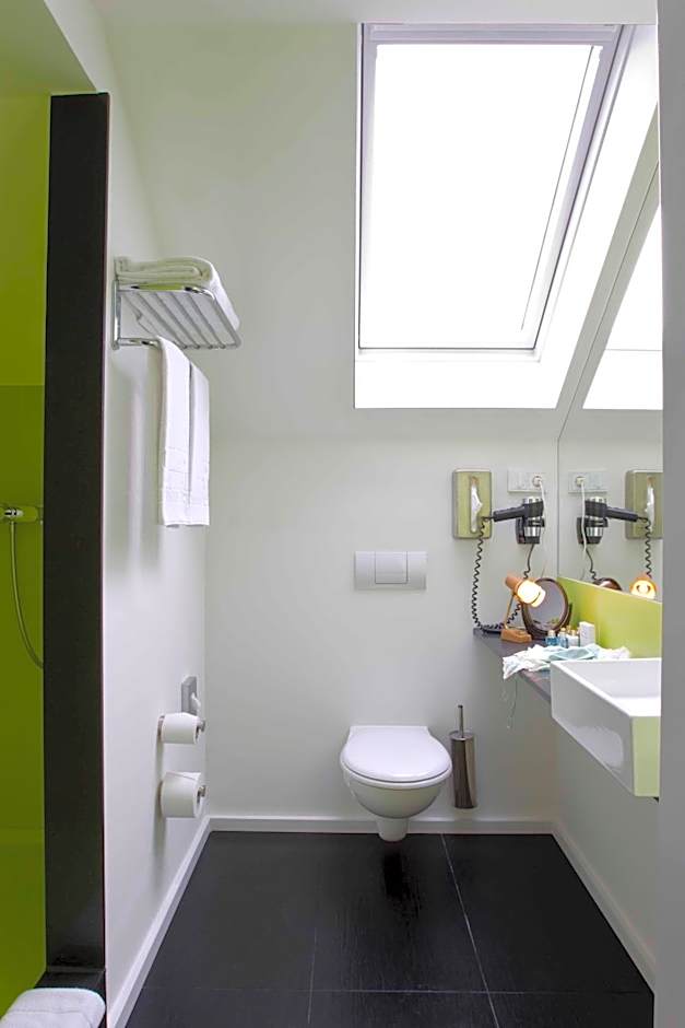 Hotel Gat Point Charlie