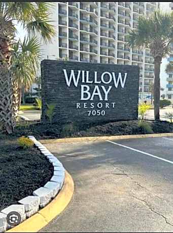 Willow Bay Resort