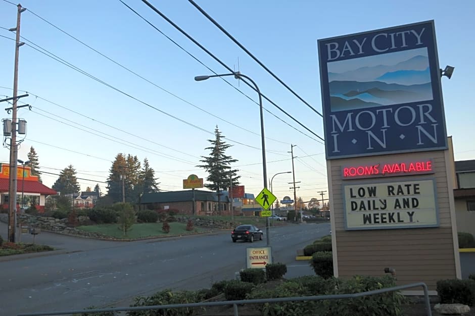 Bay City Motor Inn