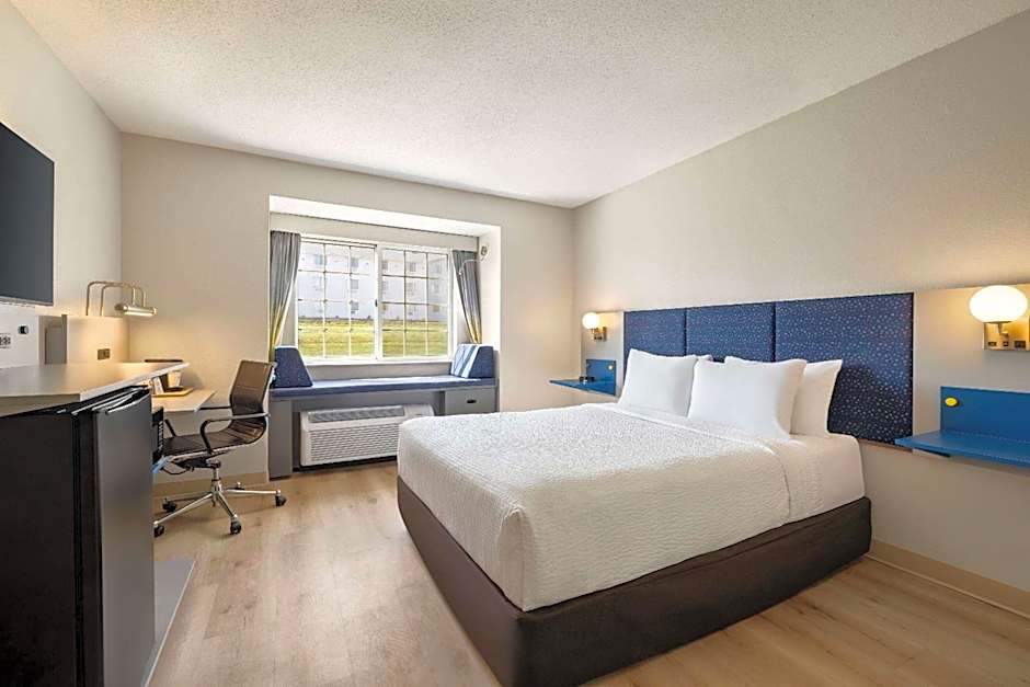 Microtel Inn & Suites By Wyndham New Ulm