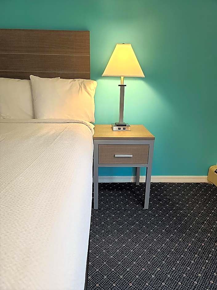 Olde Tavern Motel and Inn - Cape Cod