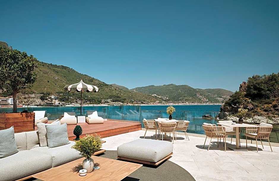 Atlantis Bay - The Leading Hotels of the World