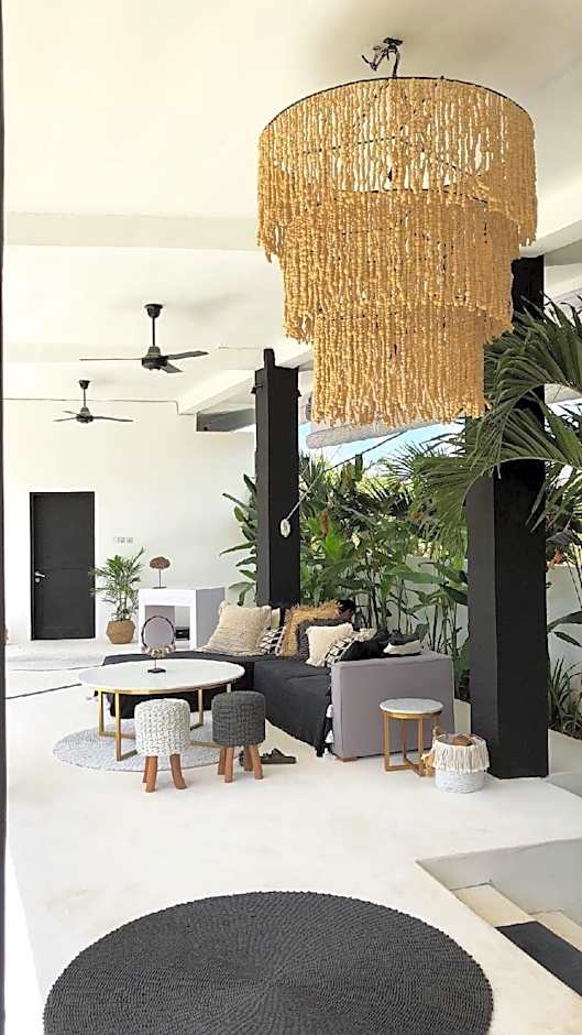White Palm Hotel Bali