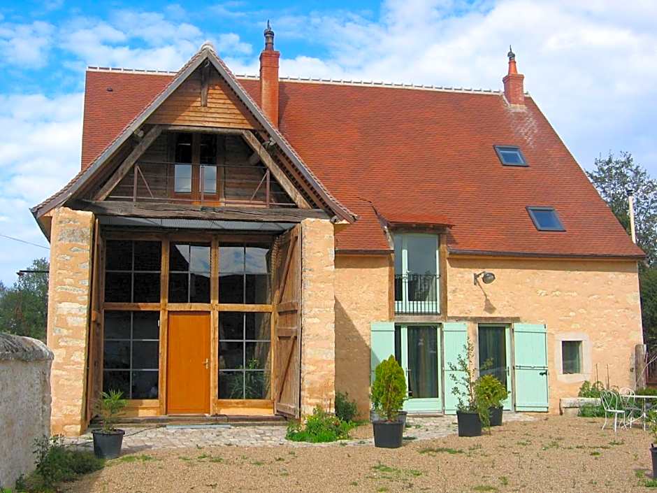 Gîte L'Ange Blanc 12 chambres, 25 personnes, piscine couverte chauffée