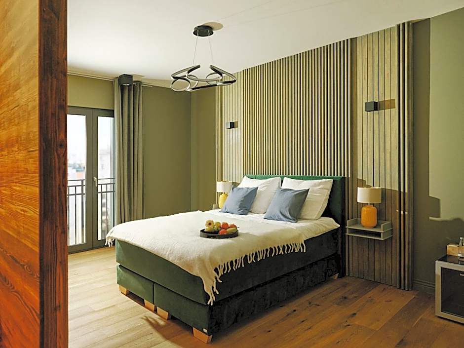 Art Apartments