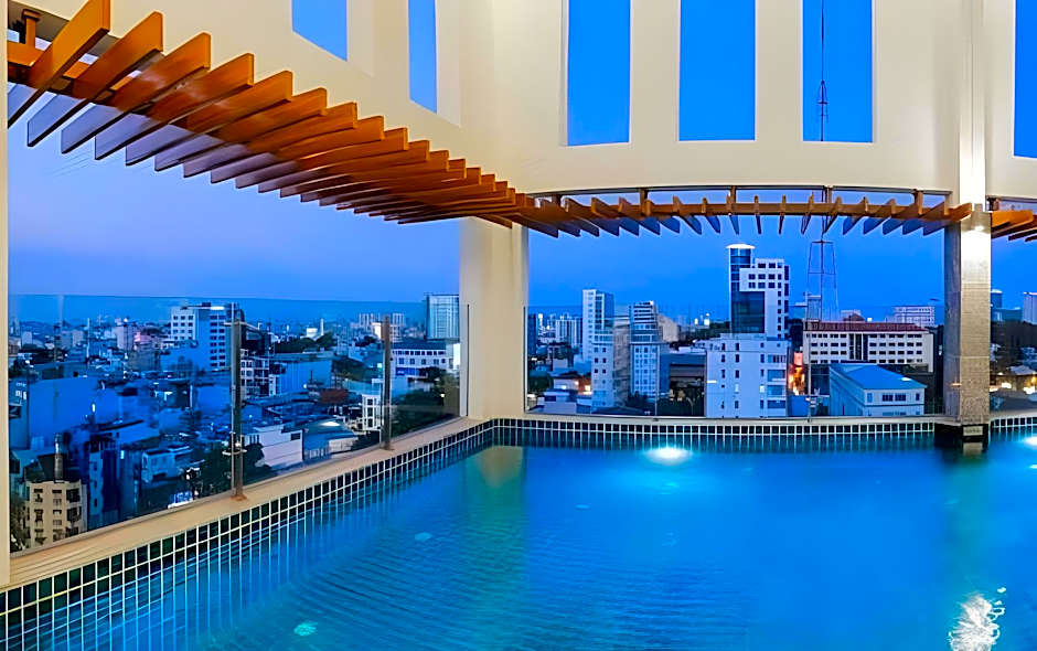 Muong Thanh Saigon Centre Hotel