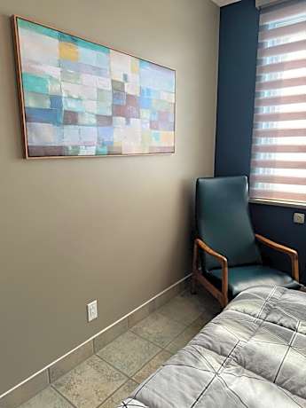 Single Room with Shared Bathroom