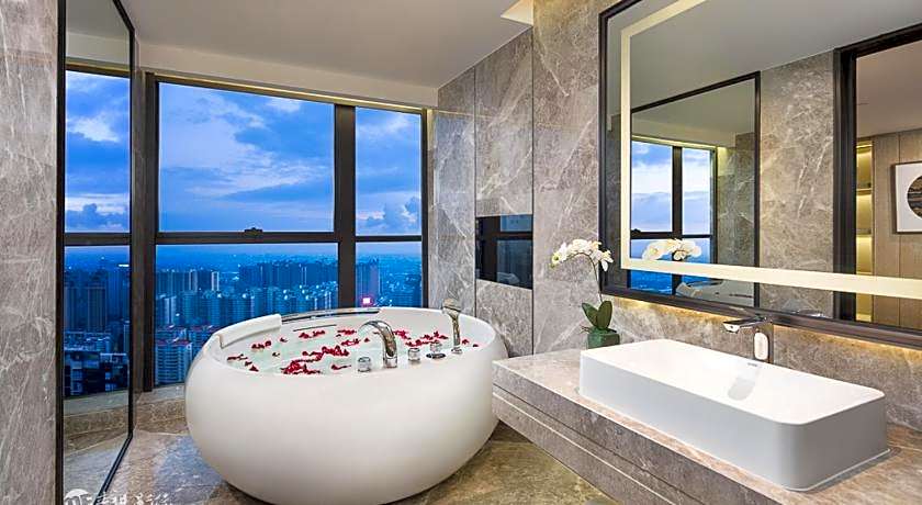 Wyndham Grand Maoming