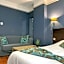 L'EMBLEME - BOUTIQUE HOTEL