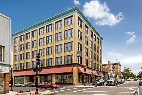 New Bedford Harbor Hotel