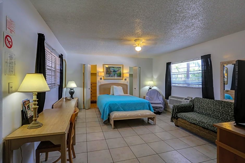 Richard's Motel Studios
