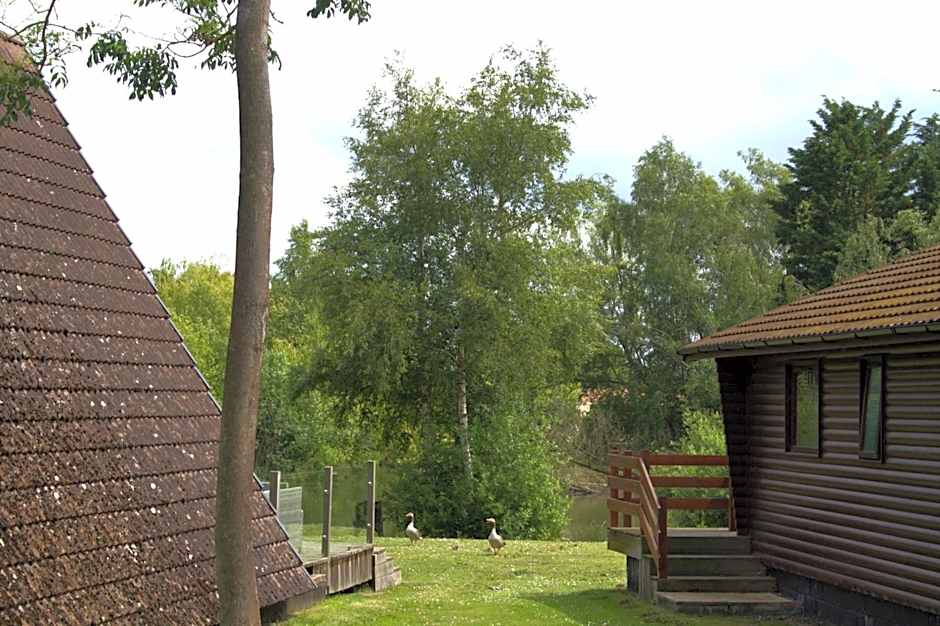 41 the meadows luxury hot tub holidays tattershall lakes