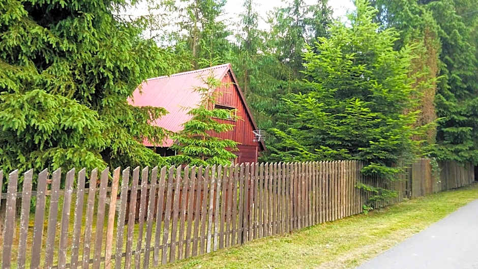 Chatka Nad Strumieniem