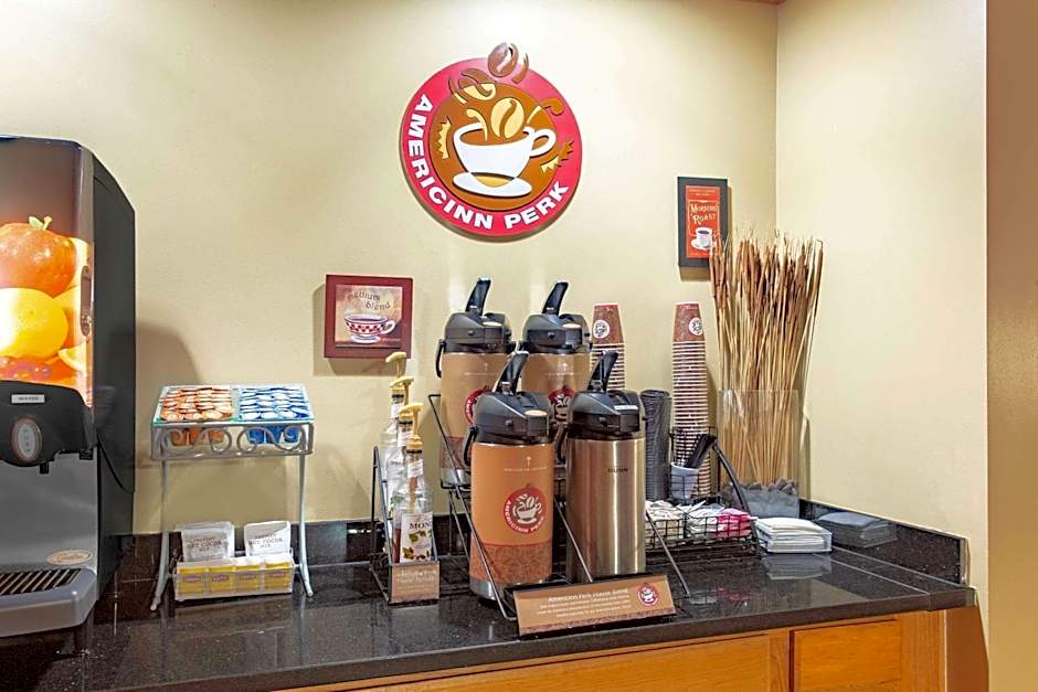 AmericInn by Wyndham Elkhorn Near Lake Geneva