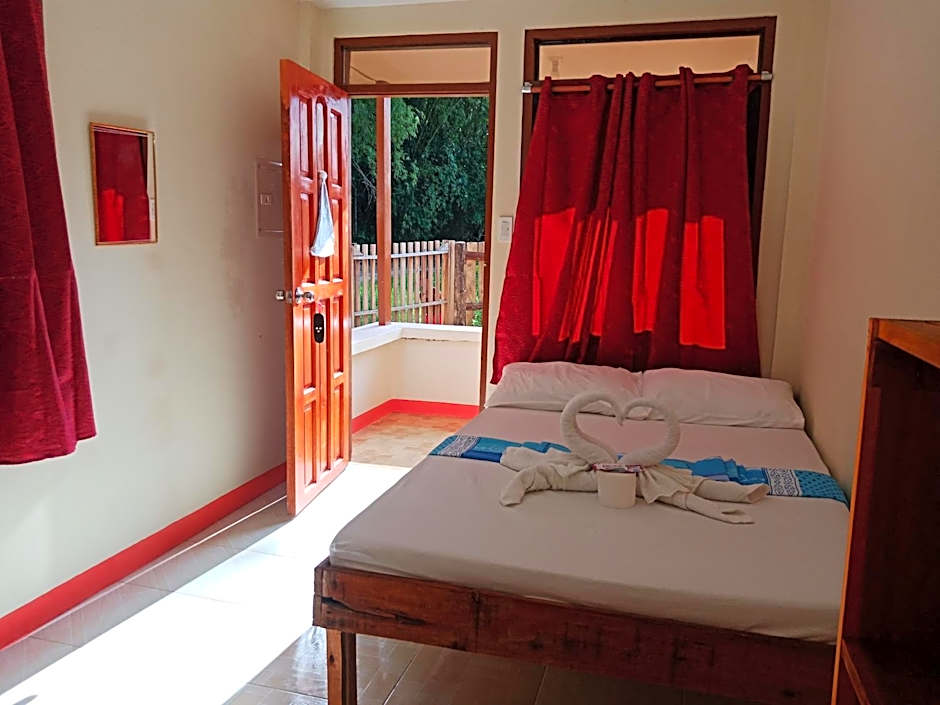 D' Angels Inn, Port Barton