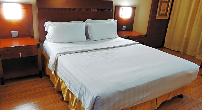 Celyn Hotel