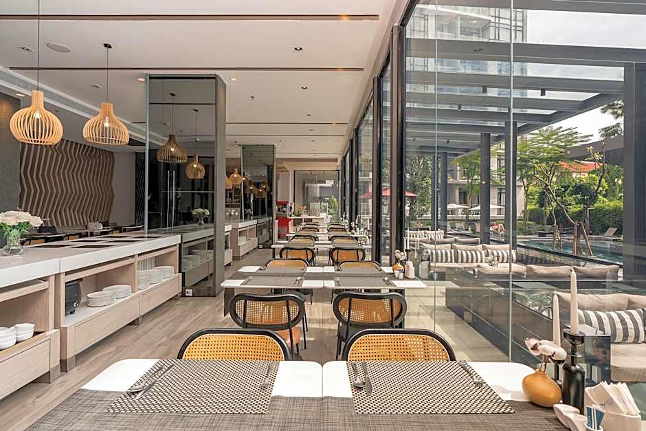 Arden Hotel and Residence