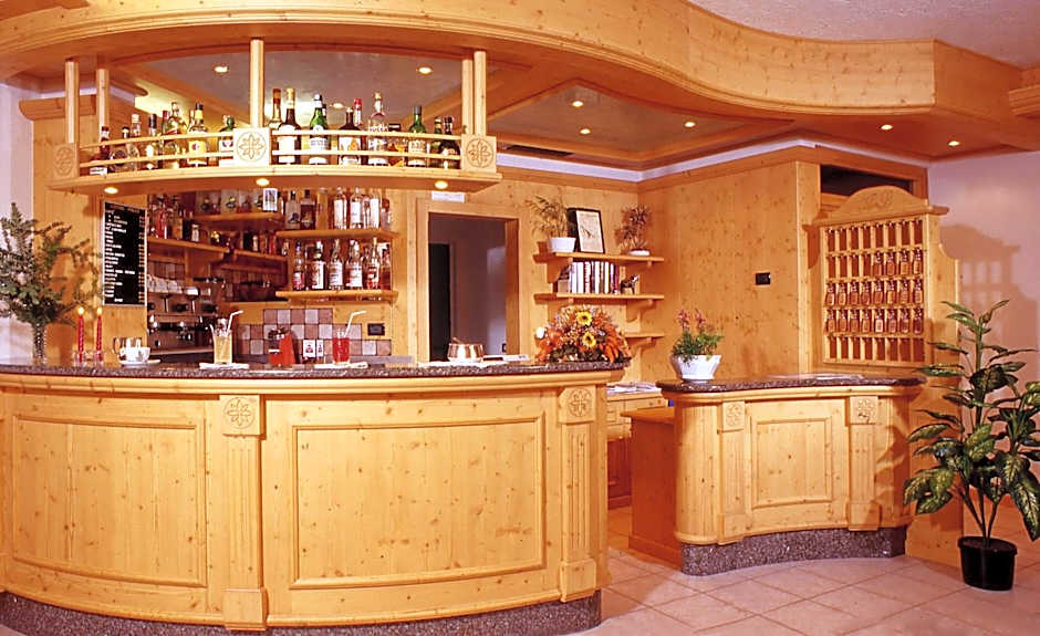 Hotel & Appartamenti Al Larice
