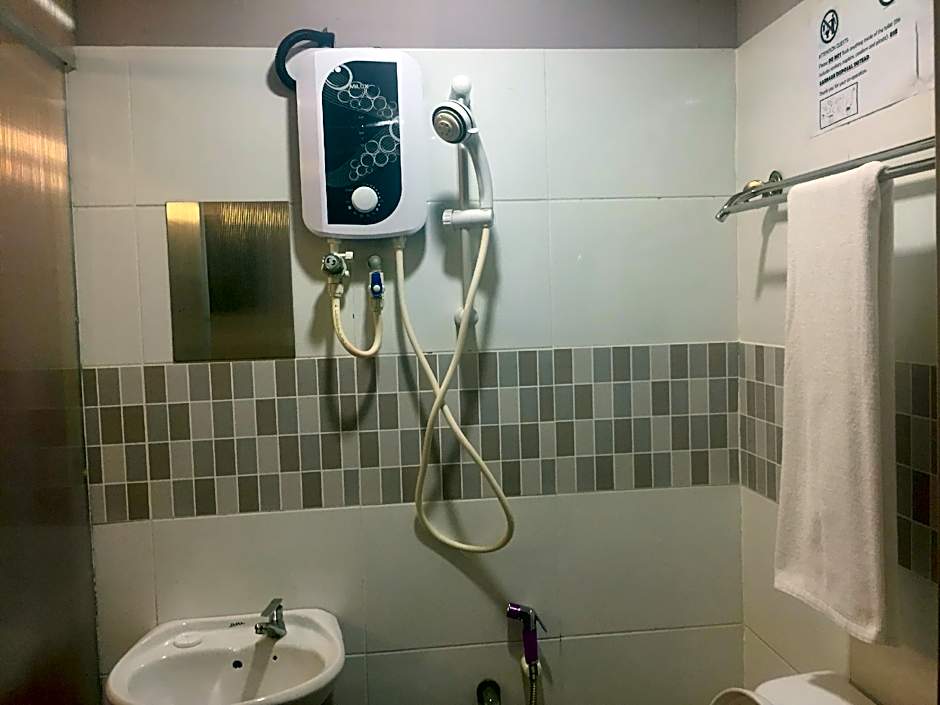 RAINFOREST Budget Stay