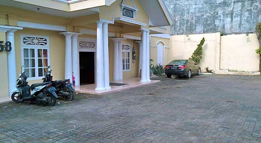 Hotel Pekalongan Syariah Mitra RedDoorz